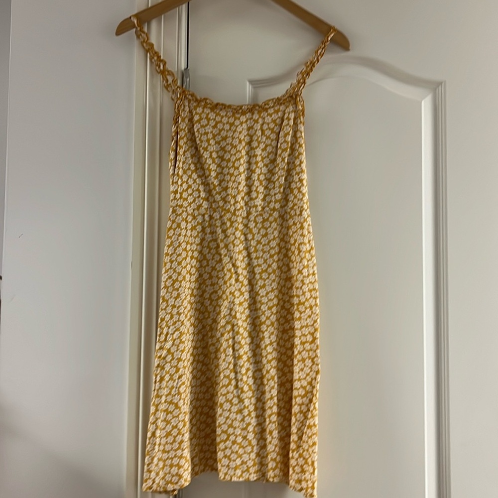 So Brand Yellow Floral Short Dress With Ruffle Straps